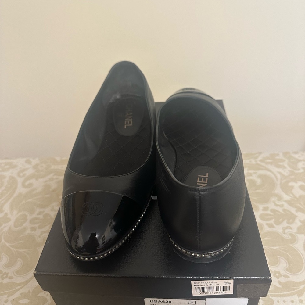 Chanel Black Leather with Patent Leather Toe Ballet Flats with Shiny Stones S 40 - Picture 8 of 8